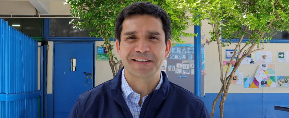 Profesor Colegio Manuel José Irarrázaval, Fundación San Vicente de Paul